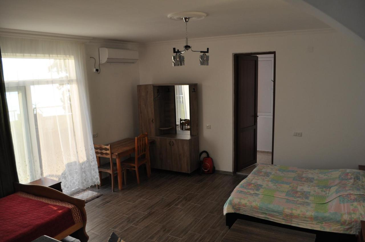 Akhmed Guest House Kvariati Zewnętrze zdjęcie