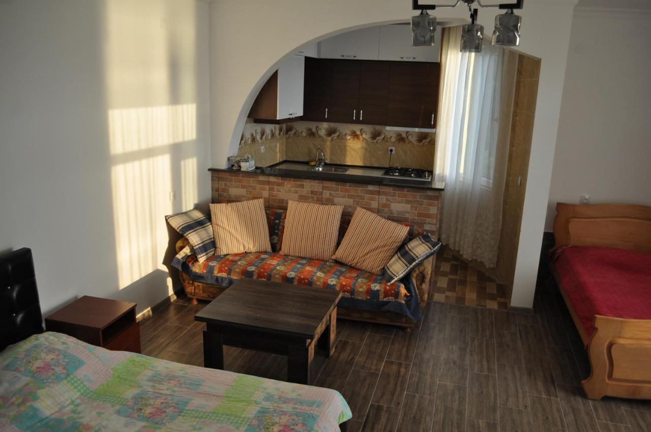 Akhmed Guest House Kvariati Zewnętrze zdjęcie